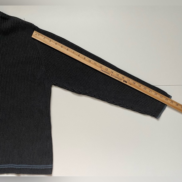 GAP Men’s Pullover Knit Sweater - Picture 4 of 5